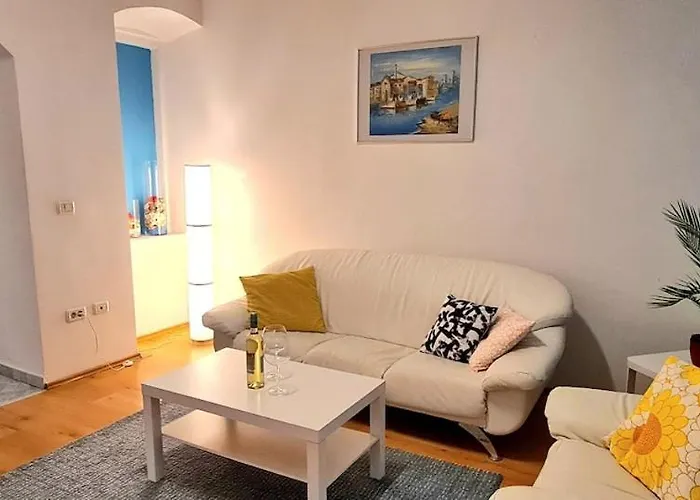 Ines - Pula Arena * Kovacic